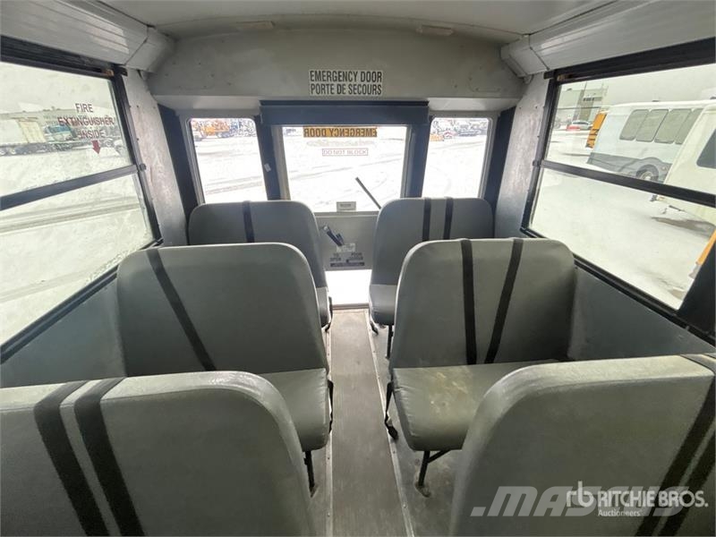 Freightliner B2 Mini autobusi
