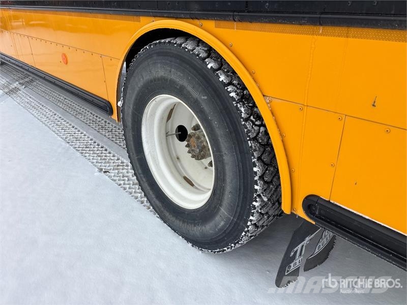 Freightliner B2 Mini autobusi