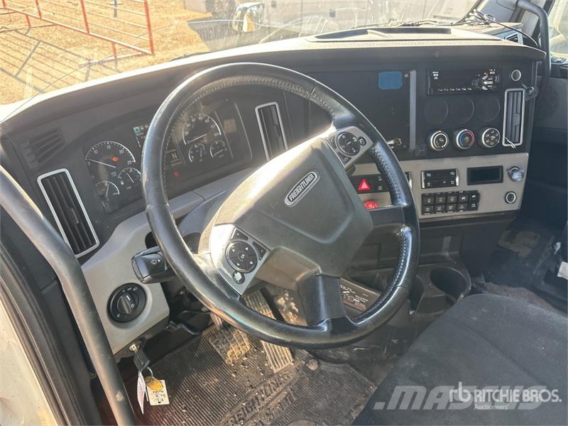 Freightliner Cascadia 126 Tegljači