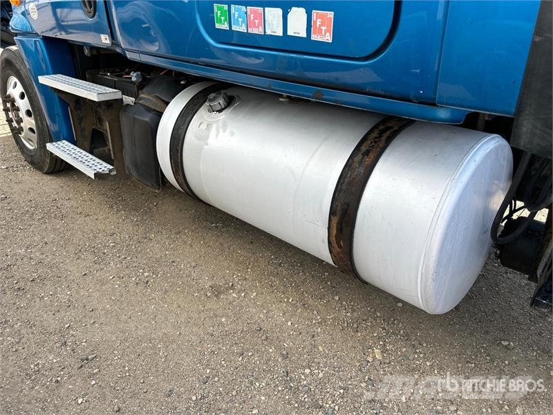 Freightliner Cascadia 125 6x4 T/A Sleeper Truck Tractor Седельные тягачи
