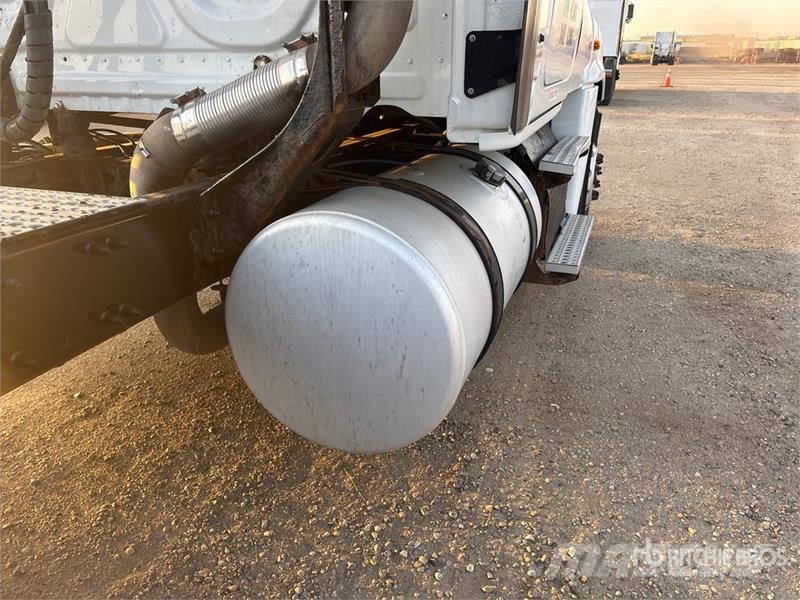Freightliner Cascadia 125 Тягачі
