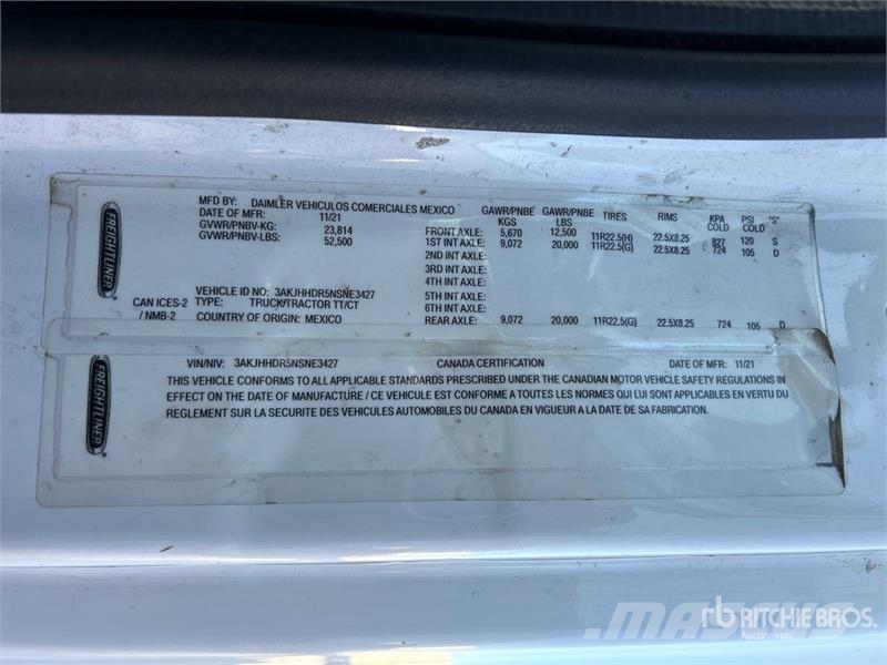 Freightliner Cascadia 126 6x4 T/A Sleeper Truck Tractor Cabezas tractoras