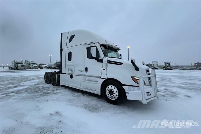 Freightliner Cascadia 126 6x4 T/A Sleeper Truck Tractor Naudoti vilkikai