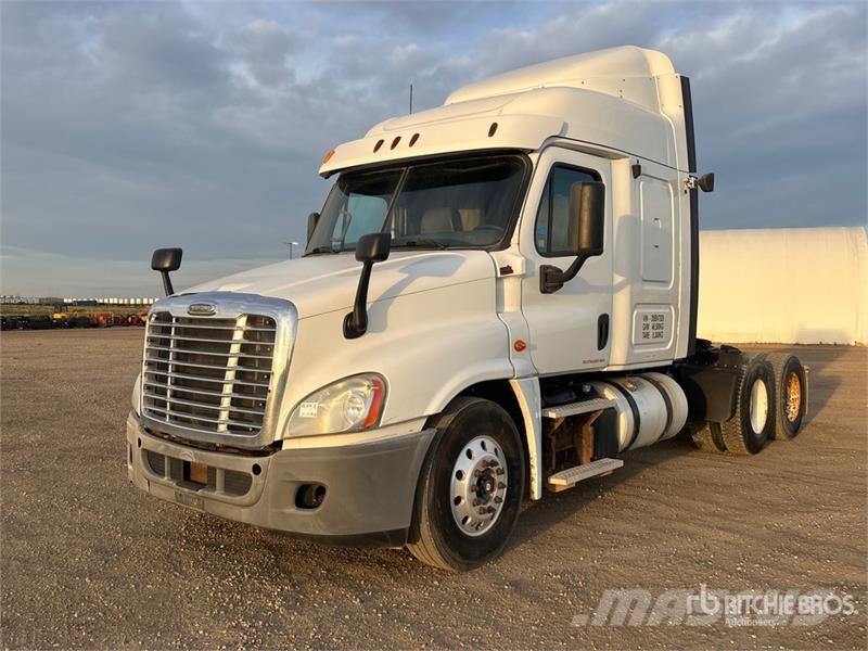 Freightliner Cascadia 125 Тягачі