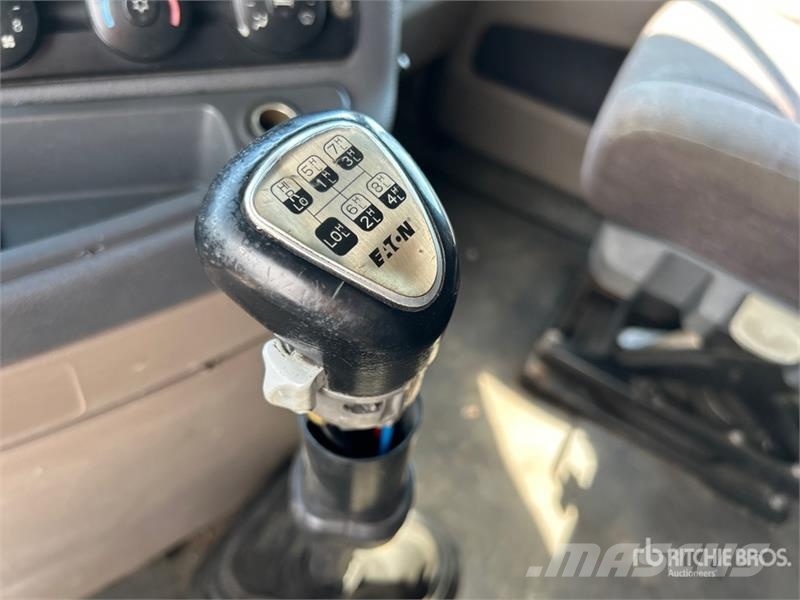 Freightliner Cascadia 125 6x4 T/A Sleeper Truck Tractor Седельные тягачи