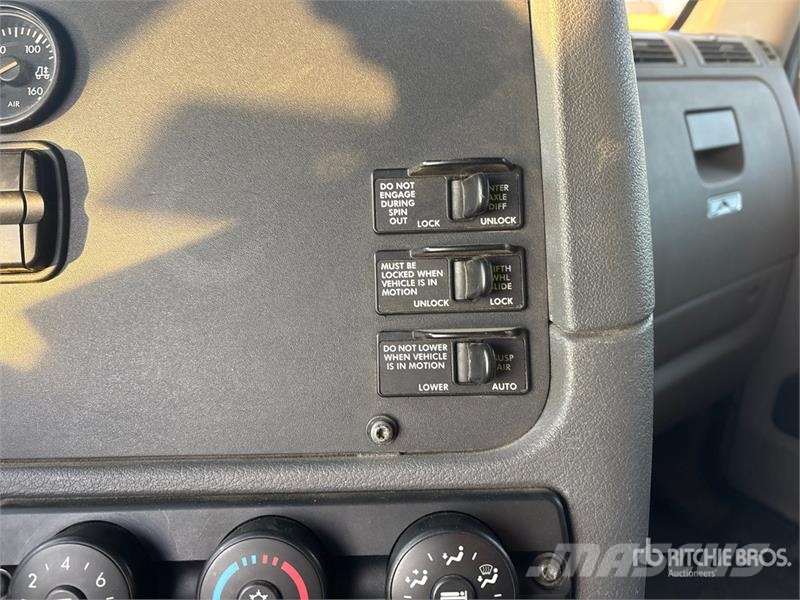 Freightliner Cascadia 125 Тягачі