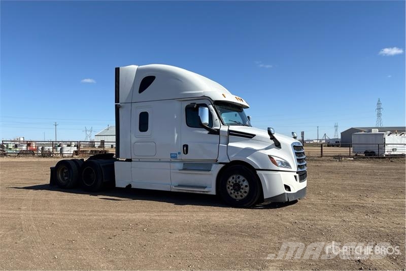 Freightliner Cascadia 113 Тягачі