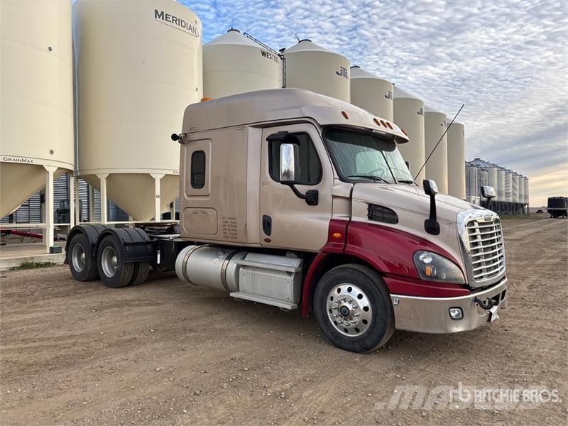 Freightliner Cascadia 113 Cavalos mecânicos