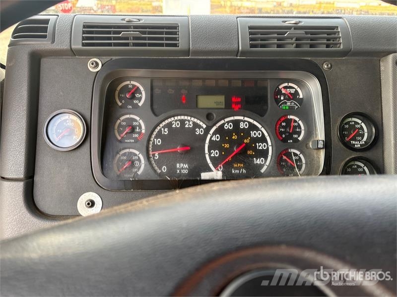 Freightliner Cascadia 125 Тягачі