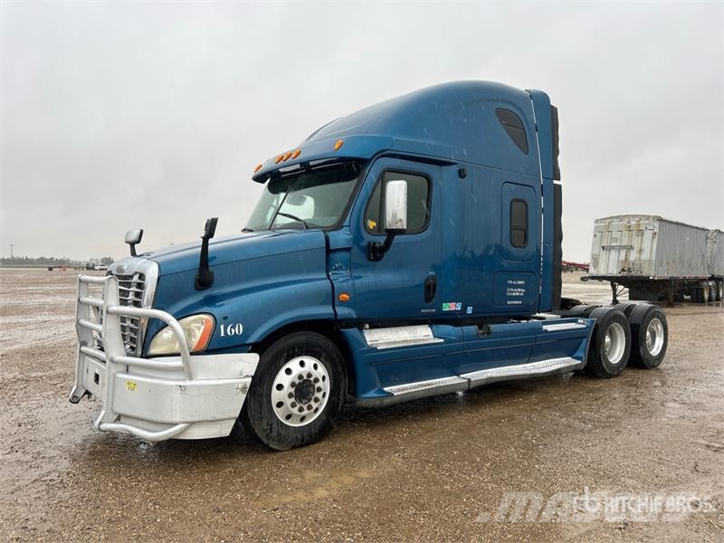 Freightliner Cascadia 125 6x4 T/A Sleeper Truck Tractor Motrici e Trattori Stradali