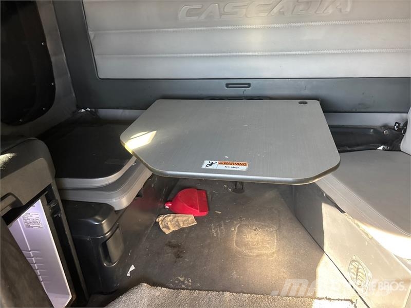 Freightliner Cascadia 126 Tegljači