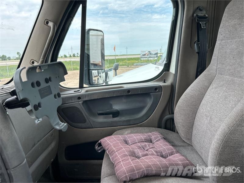 Freightliner Cascadia 125 曳引機組件
