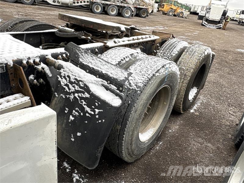 Freightliner Cascadia 125 6x4 T/A Sleeper Truck Tractor Sattelzugmaschinen