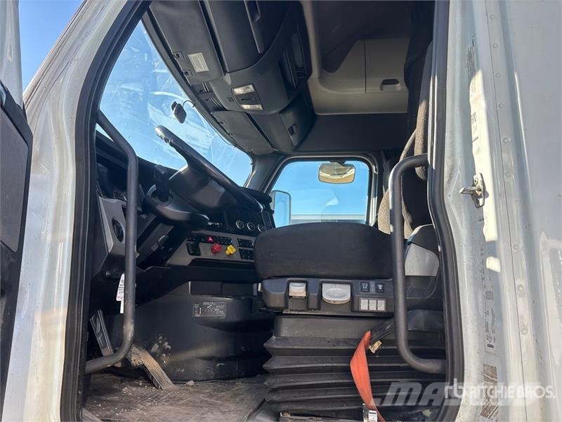 Freightliner Cascadia 126 Tegljači
