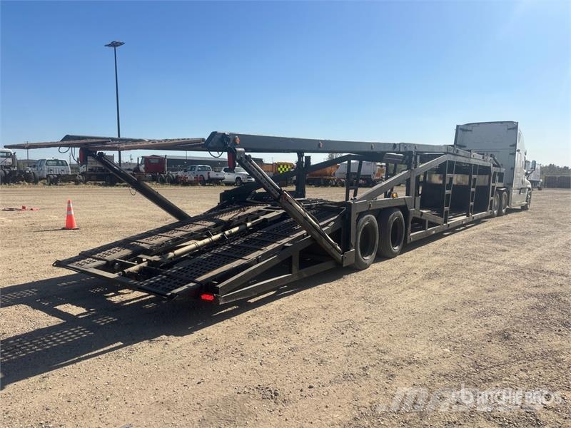 Freightliner Cascadia 125 6x4 Sleeper Car Carrier Truck Autotransporteri
