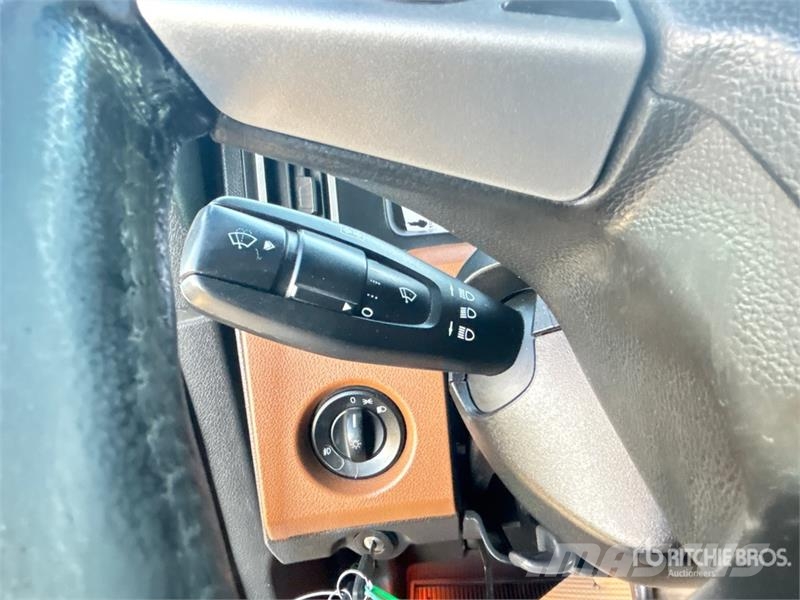 Freightliner Cascadia 126 T/A Sleeper Truck Tractor Влекачи