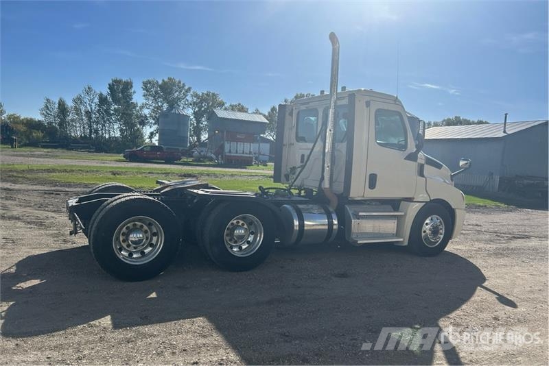 Freightliner Cascadia 126 Tegljači