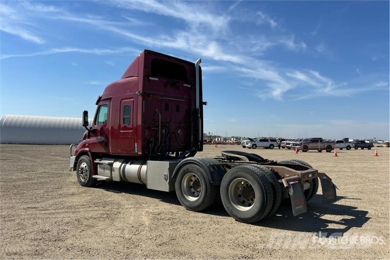Freightliner Cascadia 113 Prime Movers