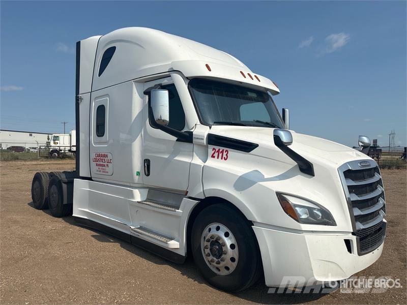 Freightliner Cascadia 113 Vilcēji