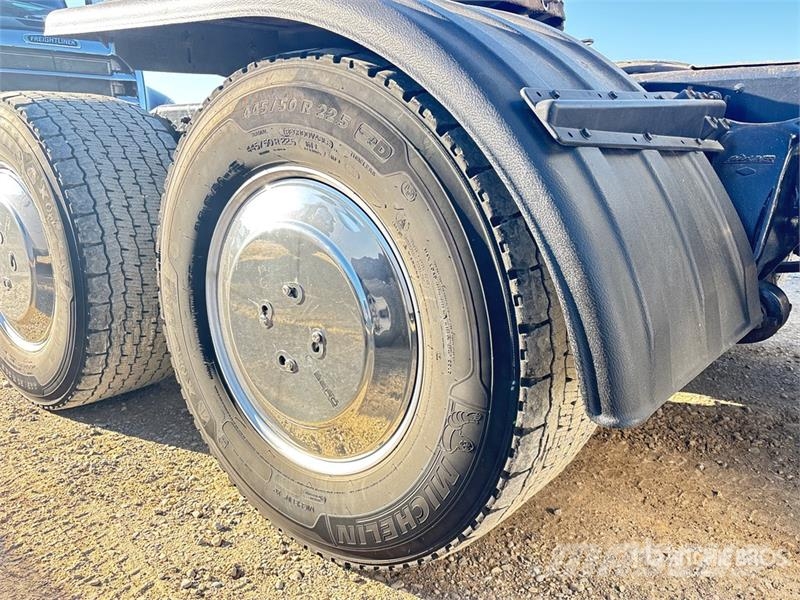 Freightliner Cascadia 126 Tractor Units