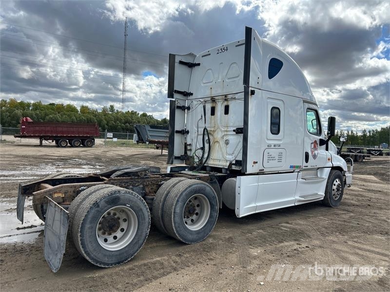 Freightliner Cascadia Tractor Units