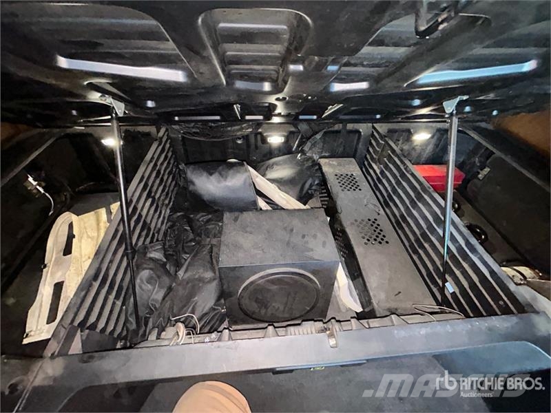 Freightliner Cascadia 126 6x4 T/A Sleeper Truck Tractor Седельные тягачи