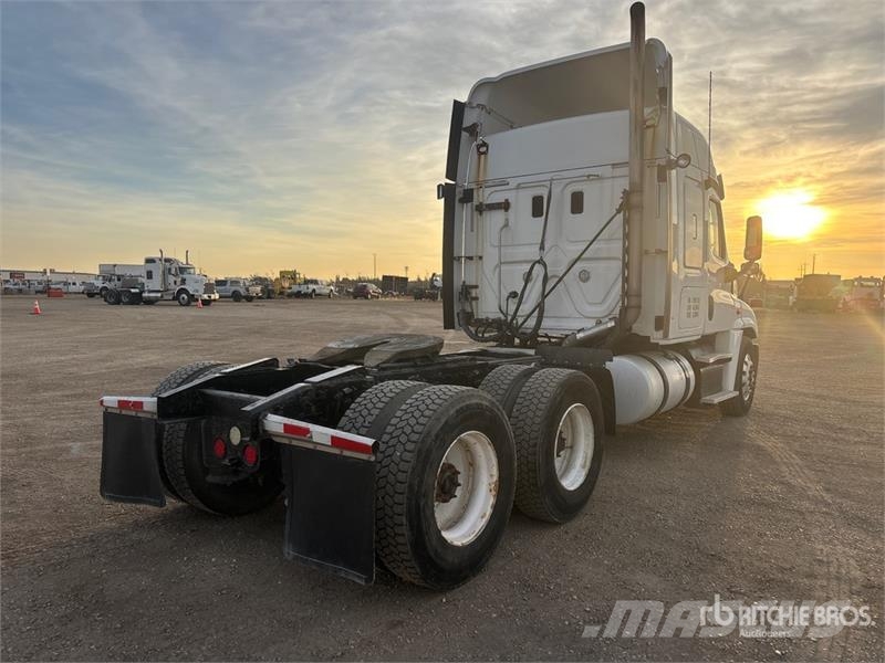 Freightliner Cascadia 125 Тягачі
