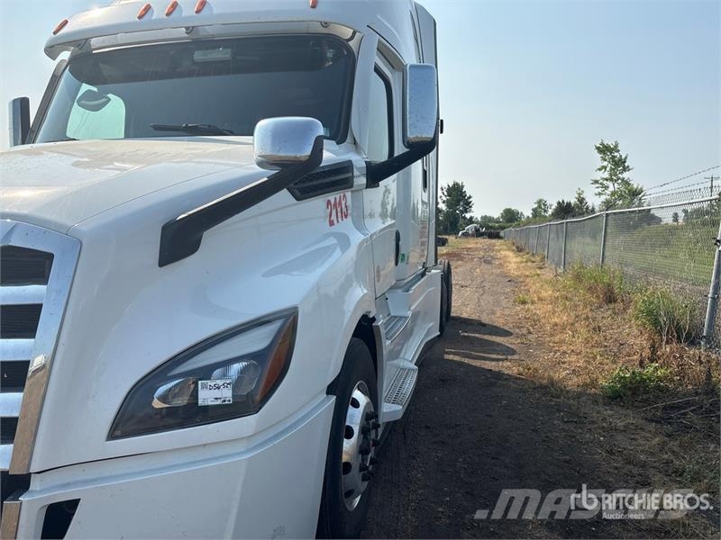 Freightliner Cascadia 113 Vilcēji