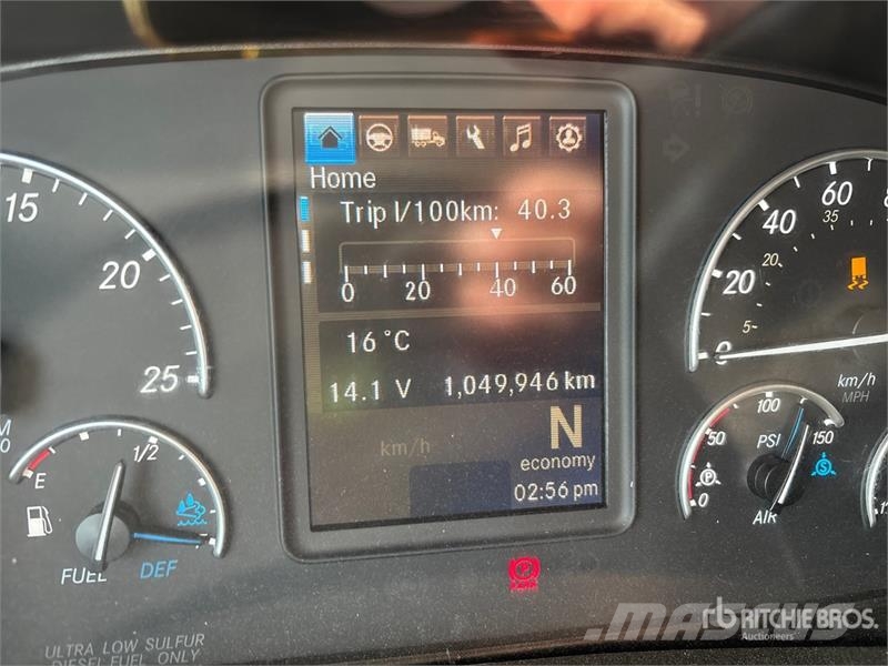 Freightliner Cascadia 126 6x4 T/A Sleeper Truck Tractor Motrici e Trattori Stradali
