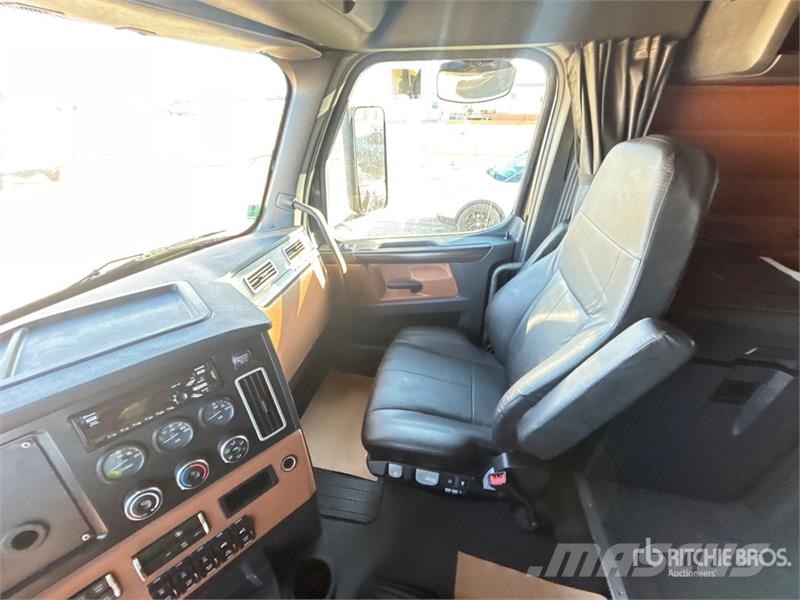 Freightliner Cascadia 126 Tractor Units