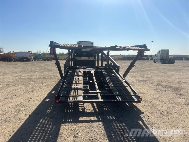Freightliner Cascadia 125 6x4 Sleeper Car Carrier Truck Autotransporteri