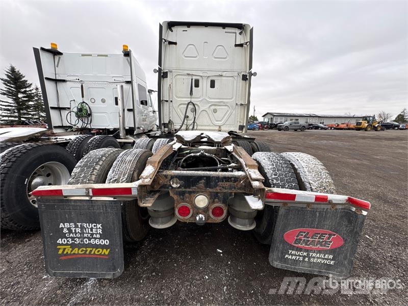 Freightliner Cascadia 125 6x4 T/A Sleeper Truck Tractor Sattelzugmaschinen