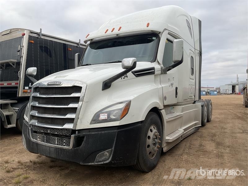Freightliner Cascadia T/A Sleeper Truck Tractor Vilcēji