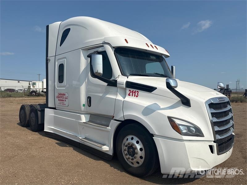 Freightliner Cascadia 113 Vilcēji
