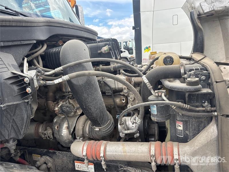 Freightliner Cascadia 126 6x4 T/A Sleeper Truck Tractor Dragbilar