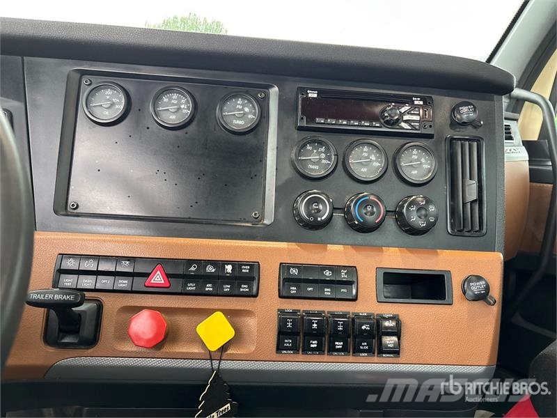 Freightliner Cascadia 126 Tegljači