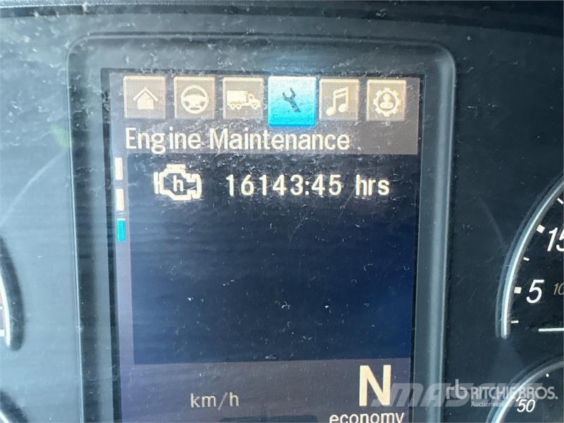 Freightliner Cascadia 126 T/A Sleeper Truck Tractor Camiones tractor