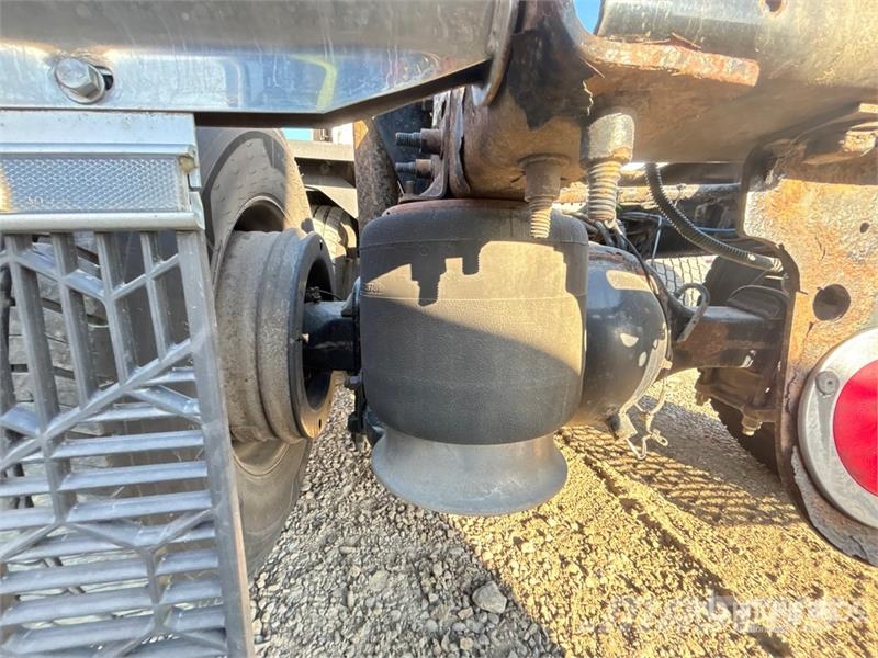 Freightliner Cascadia 126 T/A Sleeper Truck Tractor Влекачи