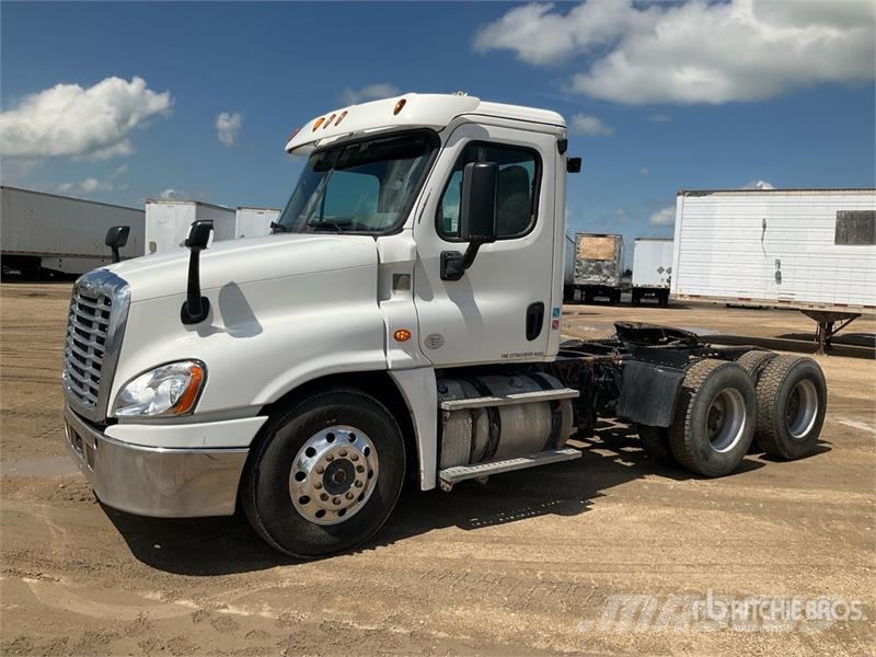 Freightliner Cascadia 125 曳引機組件