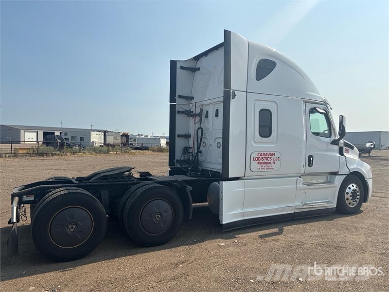 Freightliner Cascadia 113 Vilcēji
