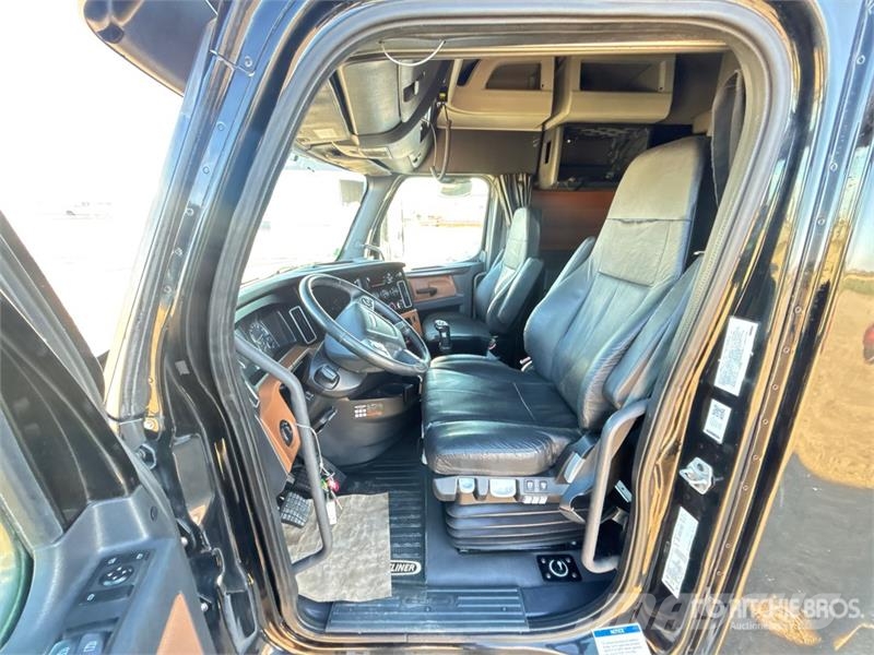 Freightliner Cascadia 126 Tractor Units
