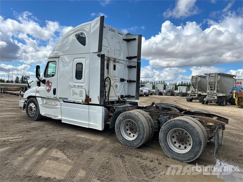 Freightliner Cascadia Tractor Units
