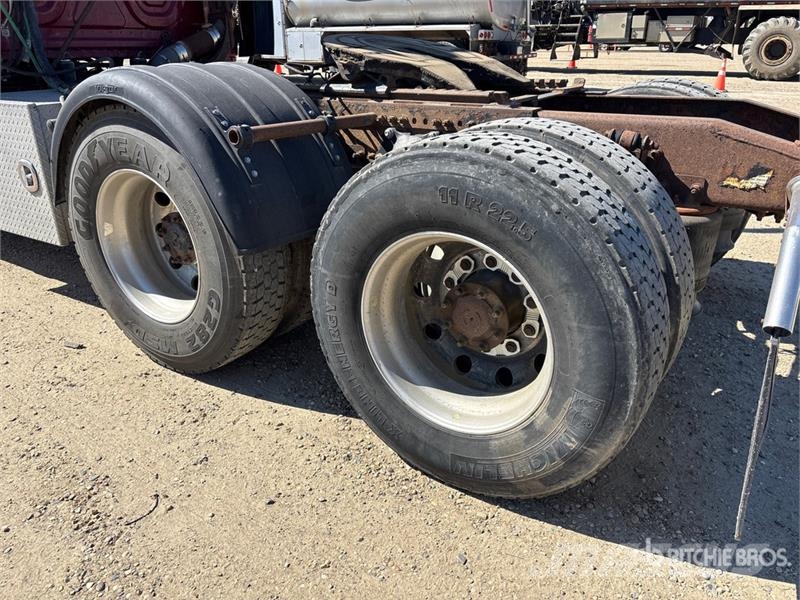 Freightliner Cascadia 113 Truck Tractor Units