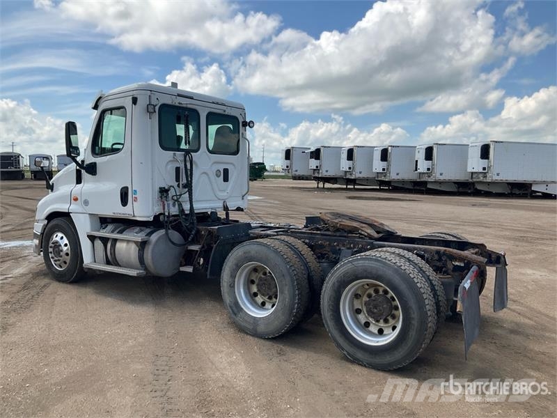 Freightliner Cascadia 125 曳引機組件