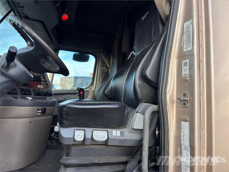 Freightliner Cascadia 113 Cavalos mecânicos