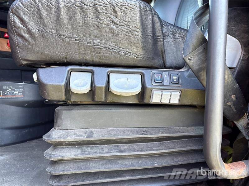 Freightliner Cascadia 126 T/A Sleeper Truck Tractor Camiones tractor