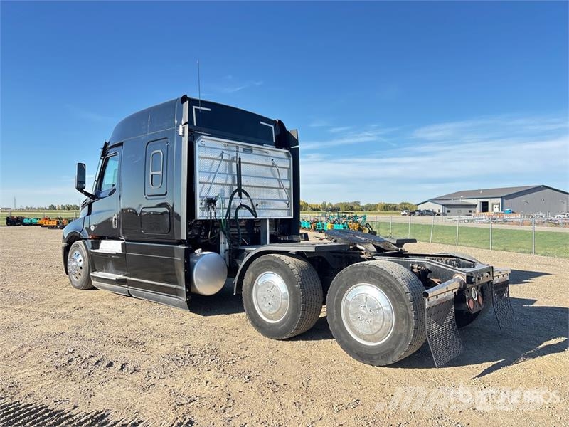 Freightliner Cascadia 126 Tractor Units