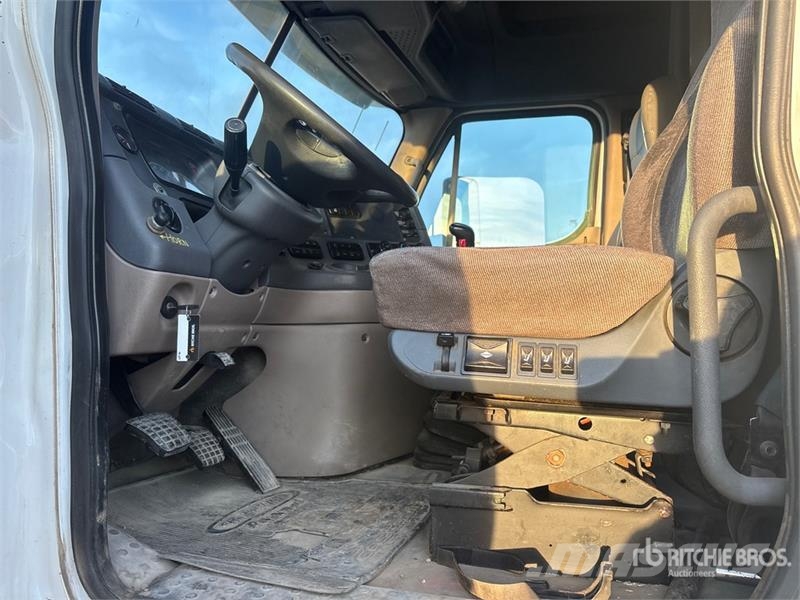 Freightliner Cascadia 125 Тягачі