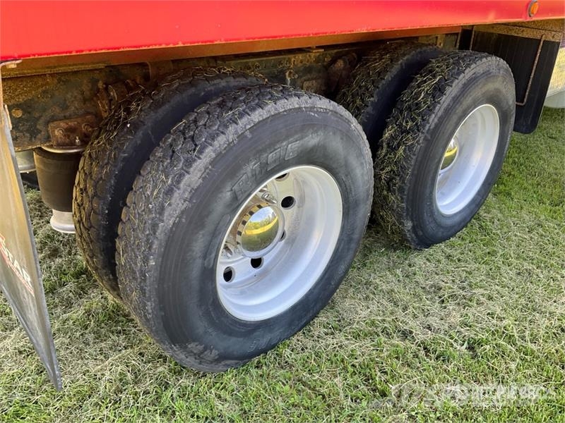 Freightliner CL120 6x4 Columbia Grain Truck Spannmålsbil