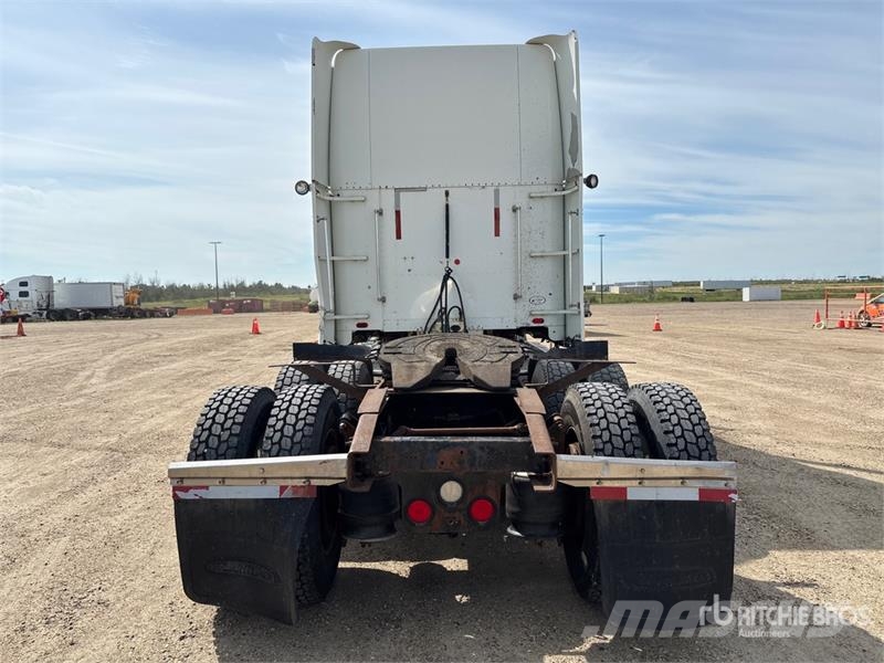 Freightliner Classic 120 Truck Tractor Units
